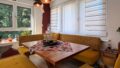 Essbereich mit Fensterfront