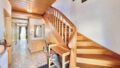 Treppe und Flurbereich EG